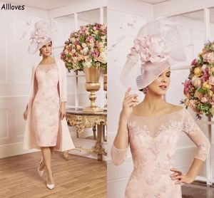 Blush Pink Sheath Mother Of The Bride Dresses With Long Chiffon Jacket Cape Lace Appliqued Bateau Neck Women Formal Party Gowns Groom Mother's Dress For Wedding CL1899