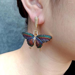 Brincos de balanço Yygem 29x16mm Multi Color Gold Gold Cz Pavorfly Butterfly Inseto Drop Stud para mulheres Presente de festa