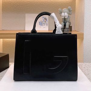 Quality Top Crossbody Bag Cowhide Leather Handbag Purse Double Interlayer Pearl Letter Fashion Small Tote Shoulder Bags