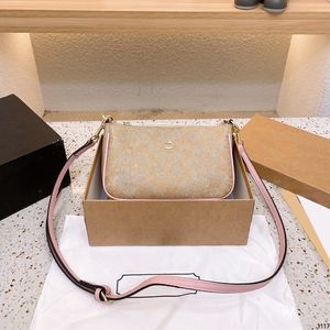 디자이너 토트 백 럭셔리 여성 가방 핸드백 숄더백 크로스 바디 심플하고 세련된 충돌 컬러 디자인 백 다양한 색상 옵션