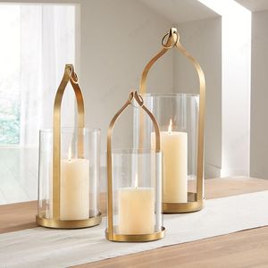 Candle Holders Europe Golden Iron Glass Candlestick Handgjorda konst Lykta vindlampan Romantisk ljusstjulig middag rekvisita heminredning
