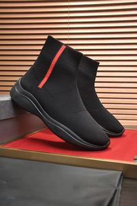 Famoso America Cup Uomo Calzino di qualità Scarpe da ginnastica Sneakers casual Calzini morbidi a taglio alto Race Fashion Black Men Dress Shoes