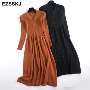 Casual Dresses Autumn Winter Knit Long Women VNeck Slim Bodycon robe Sweater Office Lady THICK MAIX 230223