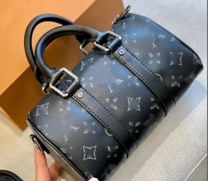 Designerväskor KEEPALLS BANDOULIERE 25 handväskor nano Kuddväskor män Shoulder Cross Body plånbok Lyxig äkta läder monogram handväska kvinnor messenger bag M46271