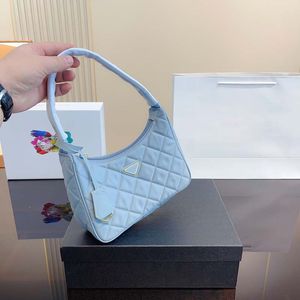 Carteira de luxo bolsa de grife Alça de couro de luxo Artesanato perfeito Alça de nylon versátil nas axilas