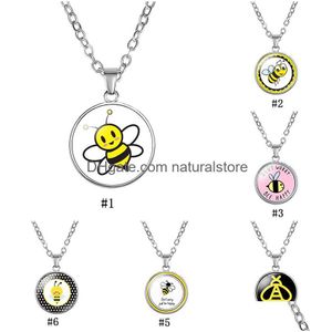 Pendant Necklaces Lovely Cartoon Bee Kids Cute Animal Glass Cabochon Round Sier Chains For Boys Girls Children Fashion Jewelry Drop Dh2Si