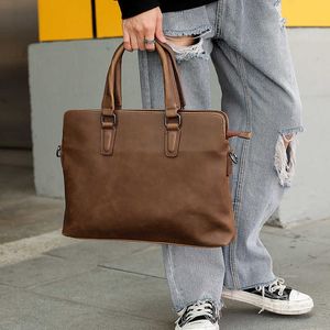 Briefcases Korean fashion business handbag new men's single shoulder leisure briefcase multifunctional computer file 230223