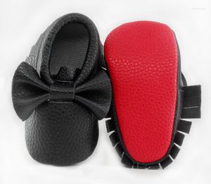 İlk Walkers Bowknot Deri Bebek Ayakkabıları Doğdu Erkek Kız Çok Molor Yürümeye Başlayan Kırmızı Yumuşak Sole Slip Anti-Slip Bebek Moccas