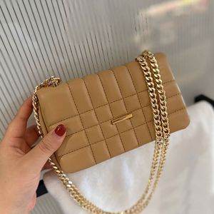 Crossbody Bags Quilted Leather Mini Lola Bag Genuine Leather Women Handbag Purse Fashion Letter Magnetic Closure Adjustable Chain Shoulder Strap