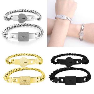 Bağlantı Zinciri Moda Sıcak 2 PCS Gümüş Renk Tonu Paslanmaz Çelik Lover Heart Love Kilit Bilezik Kilit Anahtar Bangles Kiti Çift Takı Hediyesi G230222