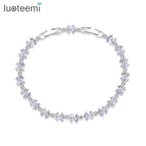 リンクチェーンLuoteemi Clear CZ Clover Clover Clover Tennis Luxury Flowers Wedding Bridal Fashion Accessories G230222の新機能