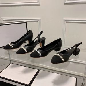 Tasarımcı Topuklu Slingback Pompalar Elbise Ayakkabı Kapak Bej Bej Siyah Blok Tıknaz Yavru Kedi Topuk Sandalet İnci Emelished Slingbacks Pompa Loafers Kadın Rahat Tasarımcı Ayakkabı