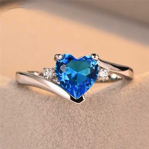 Band Rings Temperament Women's Jewelry Blue Sapphire Heart Rings for Women Wedding Engagement Silver Rings Party Birthday Gift Jewelry G230213