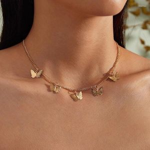 Choker Vintage Butterfly Wisiorkalces dla kobiet Krótki łańcuch Star Charm Naszycie