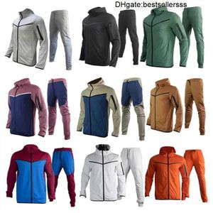 2022 Designer Mens tute in pile tecnico sottile tuta sportiva due pezzi pantaloni sportivi con felpa con cappuccio a maniche lunghe per la primavera autunno Szie MLP7