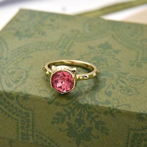 Män kvinnors designer Tiger Gold Rings Fashion Red Gemstone Ring Luxury Unisex Jewelry Women Par Ring Mens Personlighet Finger G Rings 2207251D