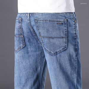 Jeans da uomo 2023 Jeans da uomo sottili dritti larghi Business Casual Abbigliamento semplice Pantaloni leggeri elasticizzati