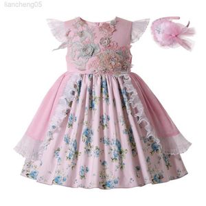 Flickans klänningar New Girl Pink Vintage Floral Dresses Fly Sleeve Princess Dress for Kids Appliced ​​Girls Clothing W0224