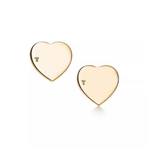 Hassas aşk erkek tasarımcı küpeler kadınlar için tasarımcılar altın kaplama gümüş renk küçük sevimli harfler kalp etiketi çiftler düğün cjewelers stud küpeler zb06 e23