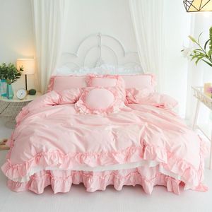 Zestawy pościeli bawełniana księżniczka w stylu koreański luksusowy różowy koronkowy łóżko buffy solidne kołdry spódnice leniowe poduszki lniane