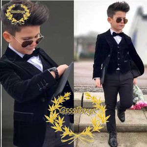 Roupas Conjuntos de roupas Meninos Terno de veludo 3 peças calças formal colete estilo negócio infantil calças de festa blazer vêm enfant garon w0224