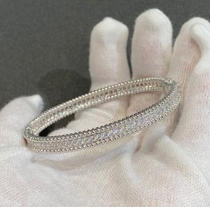 Luxury Quality Charm Punk Band Bangle Armband i två färger pläterade har lådestämpel med Sparkly Diamond PS3576