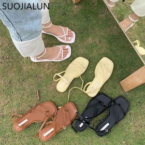 Sandals Suojialun Summer Women Shoes Low Round Heel فرقة ضيقة Gladiator Ladiater Slies Outdoor Beach Slides 230224