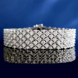 Trendiga Moissanite Diamond Bangle Armband 100% REAL 925 Sterling Silver Wedding Armband f￶r kvinnor Bridal Engagement Smycken