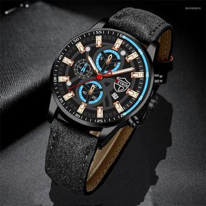 Relógios de pulso 2023 Manth Mens Watches Moda Sport Sport Stainless Steel Quartz Watch Man Clock Business Casual Leather Watch Montre Hom