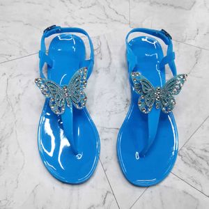 2023 New Summer Women Sandals Flat Beach Shining Rhinestones 나비 T- 스트랩 끈 플립 플롭 슬리퍼 신발 y2302