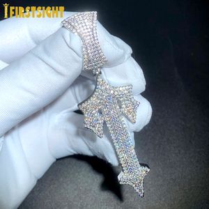 Charms Pinging Colares Iced Out Bling Hip Hop Cross Sword Pingente Pingente Gold Bated Cz Cubic Zirconia Swords Charm Colarm Men 230223