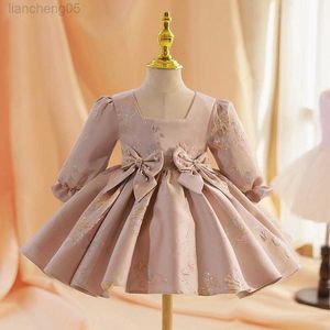Girl's Dresses Spainsh Baby Girls Princess Ball Gown Kids Long Sleeve Cute Bow Beading Design Birthday Party Baptism Boutique Dresses y797 W0224