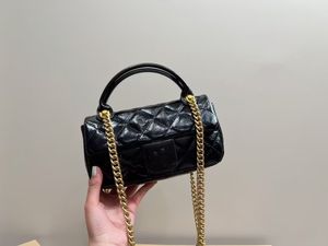 2023SS Womens Classic Flap Designer Bag Luxury Designer Patent Pure Cowhide Strass Shoulder Strap Matelasse Chain Sacoche Handväskor 21cm