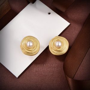 Botiega Circular Earrings Designer Studs Dangle for Woman Gold Plated 18K 다이아몬드 공식 복제품 사치 절정 절묘한 선물 029