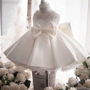 Vestidos de menina Criança Casamento branco Cetin Princesa Vestido de bebê menina Bow 1 ano de aniversário da noite Festa de batismo recém -nascido para garotas W0224