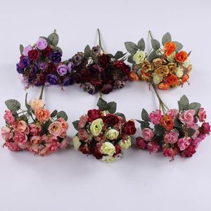 Dekorativa blommor konstgjorda rosen Silkduk falsk bukett muiltiple färger vattentät slitstark blommig dekoration bröllop bord