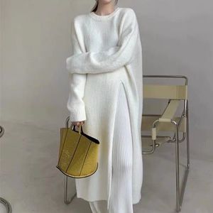 Casual Dresses Retro Split Woolen Dress Women Sexig Autumn White Solid Oneck Soft Long Sticking Clothing Winter Knitwear Chic 230224