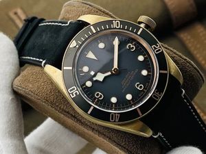 ZF Factory Men's Watch 43mm M70 Upgrade Edition com SeaGull 2824 Movimento automático Caixa de bronze Case de bronze Sapphire Resistente