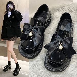 Dress Shoes Spring Female British Style 2022 College Casual Loafers Ribbon Bow Patent Leather Fashion Girls Kawaii 230224