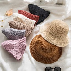 HBP Brim Hats Bucket Hat Wide Female Summer Korean Version of the Sun and Sunscreen Foldable Wild Beach Solid Color Basin Cap Weaving P230327