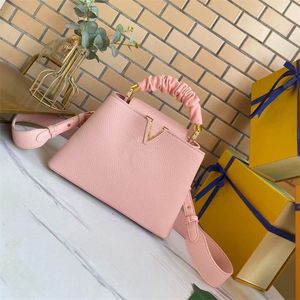 Nowa torba damska jesień i zimowe ramię w torbie Crossbody Uchwyt pull plisowany