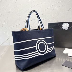 Womens Classic Denim Beach Bag Hand Bill of Lading Shoulder Bag Striped Design Style Tote Bag Outdoor Large Capacity Multi Purpose Wallet 30x32cm