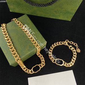 Роскошное колье на кубике Bracelet Bracelet Collece Tiger Head Sense Dewelry Set Setressing Letter Chain Bracelets с коробкой