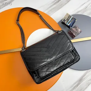 9a Luxury Designer Bag Niki Classic Handbag Top Quality Chain Vagrant Bag Fashion Pleated Leather Messenger Bag 22cm 28cm Messenger Bag 14 Färger