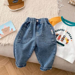 Jeans Spring Boys estilo coreano Crianças colorido sólido calça jeans solta calças casuais 230224