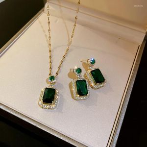 Halsbandörhängen Set 925 Silver Needle Zircon Emerald Crystal Geometric for Women Retro Super Shiny Stud Smycken