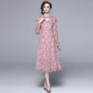 Casual Kleider Elegante Rosa Plaid Für Frauen 2023 Frühling Blumen Druck Mandarin Kragen Puff Sleeve Chinesischen Cheongsam Mode Midi