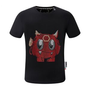 Phillip Plain Men's T-shirts Designer PP Skull Diamond T Shirt Kort ￤rm Dollar Brown Bear Brand O-Heck Streetwear High Quality Skulls Tshirt 2026