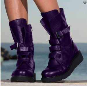 Botas Sexy Cadeia Mulheres Couro Couro Bloco de Autumn Bloqueio Gótico Black Punk Plataforma Sapatos Femininos calçados de alta qualidade