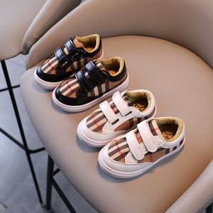 Sneakers Fashion Plaid Canvas Shoes Boys Baby European Style Pu Patchwork Girls Casual Skate Kids veelzijdig 230225